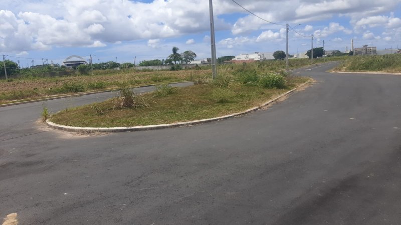 Terreno - Venda - Vila da Rainha - Campos dos Goytacazes - RJ